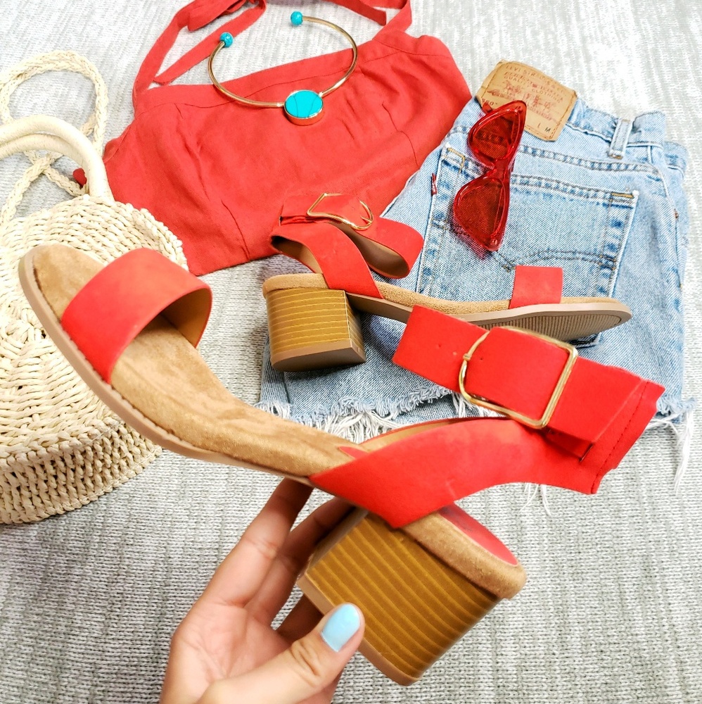 π¨ON SALE//The Sarah// Blood orange Chunky Sandal - Picture 2 of 8
